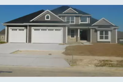 720 N Sparrow Way, Grafton, WI 53024 - Photo 1