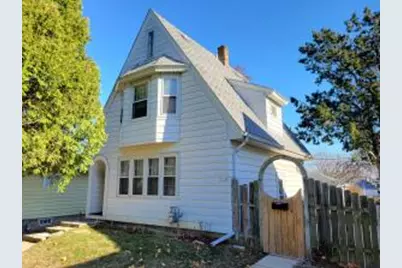 3954 S Lipton Ave, Saint Francis, WI 53235 - Photo 1