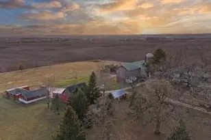 16103 38th St, Paris, WI 53144 - Photo 1