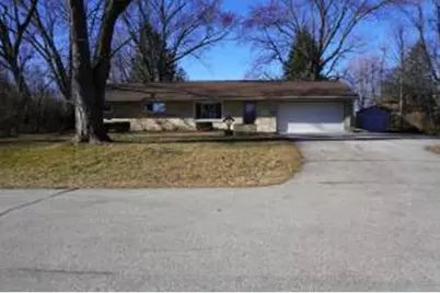3885  Glen Echo Dr, Brookfield, WI 53005 - Photo 1