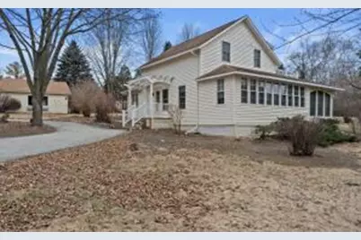 N65W30914  Beaver Lake Rd, Merton, WI 53029 - Photo 1