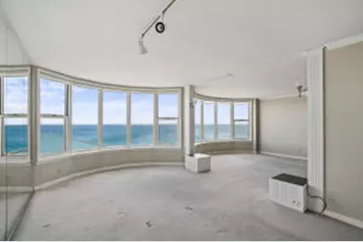 2525 S Shore Dr, Milwaukee, WI 53207 - Photo 1