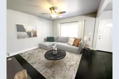 3051 N 22nd St, Milwaukee, WI 53206 - Photo 1