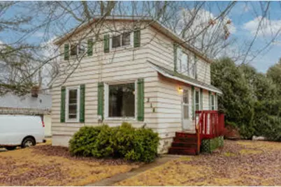 318 N Washington Ave, Waukesha, WI 53188 - Photo 1