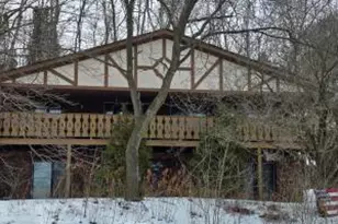 919 Raymond Dr, Sheboygan Falls, WI 53085 - Photo 1