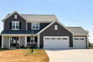 2721 Red Oak Ln, East Troy, WI 53120 - Photo 1