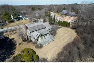 9636 N Lamplighter Ln, Mequon, WI 53092 - Photo 1