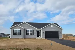 410 Canterbury Ct, Williams Bay, WI 53191 - Photo 1