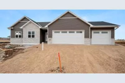 7401  Ridgeway Ct, Manitowoc, WI 54220 - Photo 1