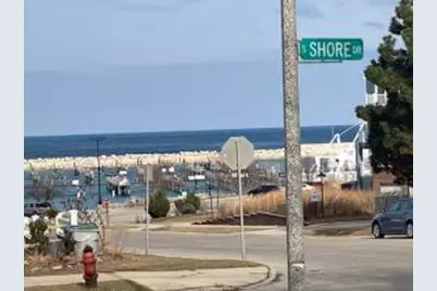 2651 S Shore Dr, Milwaukee, WI 53207 - Photo 1