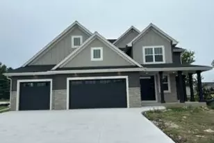 N55W23910 Johanssen Ct, Sussex, WI 53072 - Photo 1