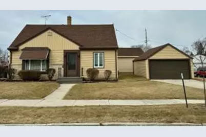 1330 S 21st St, Sheboygan, WI 53081 - Photo 1