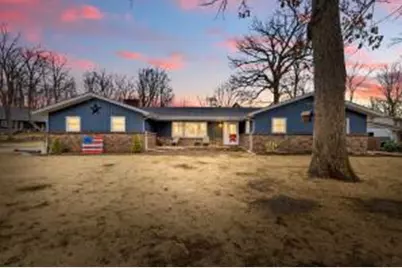 606  River Dr, Mayville, WI 53050 - Photo 1