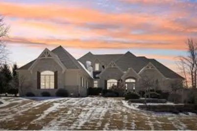 N33W29757  Woodridge Cir, Delafield, WI 53072 - Photo 1