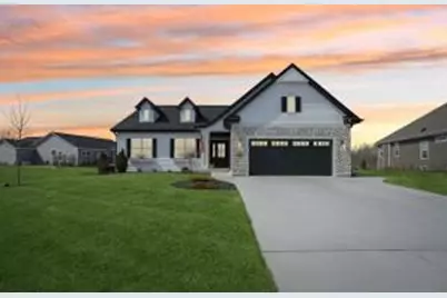 9381 S Arbor Creek Dr, Oak Creek, WI 53154 - Photo 1