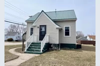 2302 Jackson St, Two Rivers, WI 54241 - Photo 1