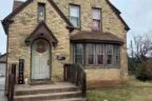 722 Waldo Blvd, Manitowoc, WI 54220 - Photo 1