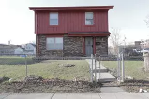 2449 W Highland Ave, Milwaukee, WI 53233 - Photo 1