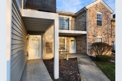 1156 N Sunnyslope Dr, Racine, WI 53406 - Photo 1
