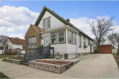 812  High St, Racine, WI 53402 - Photo 1