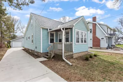 723 S Silver Lake St, Oconomowoc, WI 53066 - Photo 1