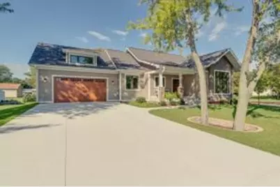 8026  107th Ave, Pleasant Prairie, WI 53158 - Photo 1