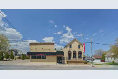 2204  Washington St, Manitowoc, WI 54220 - Photo 1