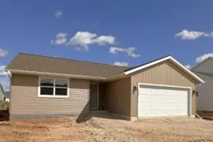 1035 McNish Ct, Sheboygan Falls, WI 53085 - Photo 1