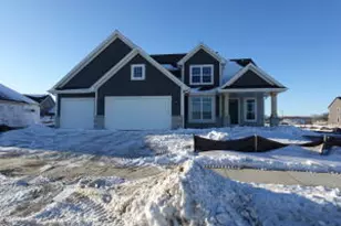 1724 Whalen Dr, Oconomowoc, WI 53066 - Photo 1