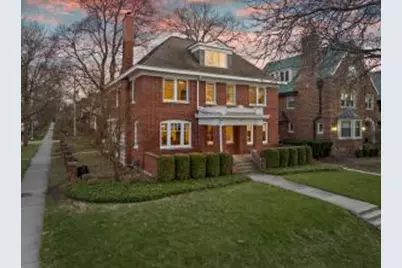 2331 E Newberry Blvd, Milwaukee, WI 53211 - Photo 1