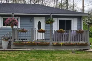 12759 N Shoreland Pkwy, Mequon, WI 53092 - Photo 1