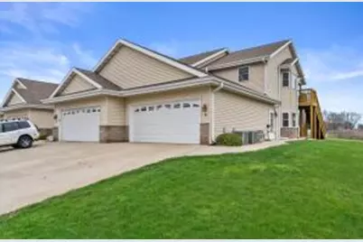 865  Prairie Gdns, Kewaskum, WI 53040 - Photo 1