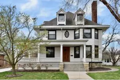 265  6th St, Winona, MN 55987 - Photo 1