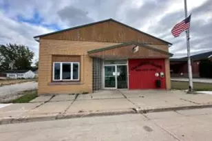 208 E Main St, Gillett, WI 54124 - Photo 1