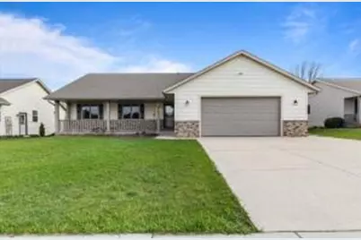 479  Washington Ave, Kewaskum, WI 53040 - Photo 1