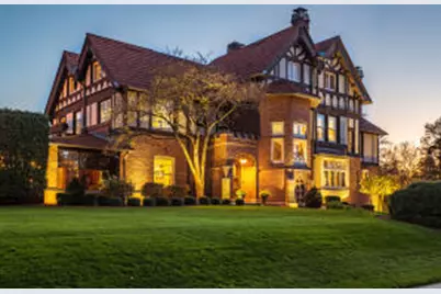 1326  Cass St, La Crosse, WI 54601 - Photo 1