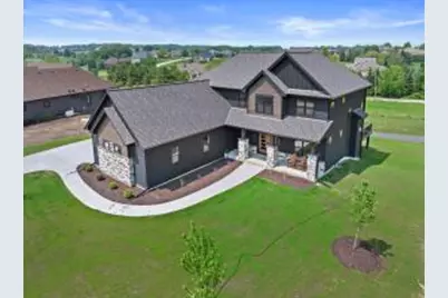 N59W27328  Autumn Ct, Lisbon, WI 53089 - Photo 1