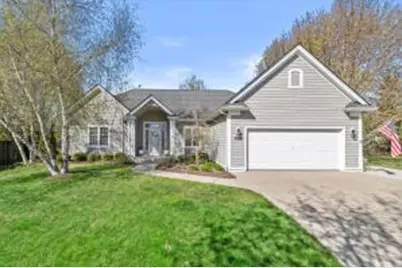 455  Tanager Ct, Grafton, WI 53024 - Photo 1