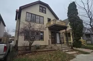 1261 N 43rd St, Milwaukee, WI 53208 - Photo 1