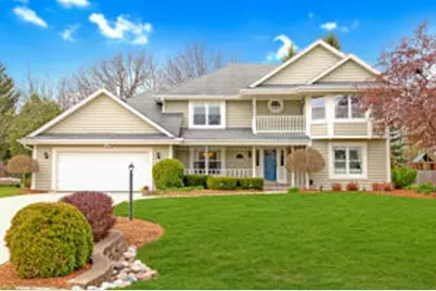 10123 N Foxkirk Cir, Mequon, WI 53097 - Photo 1