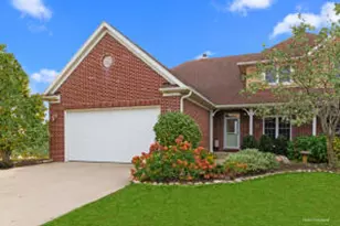 580 S Stone Rdg Dr, Lake Geneva, WI 53147 - Photo 1