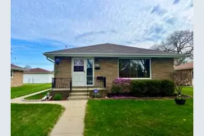 6951 W Verona Ct, Milwaukee, WI 53219 - Photo 1