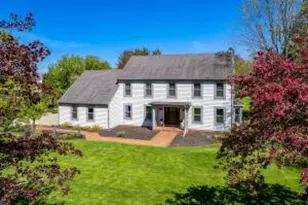 W291N1124 Churchview Dr, Delafield, WI 53188 - Photo 1