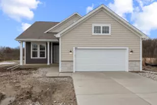 9603 S Sophia Ct, Franklin, WI 53132 - Photo 1