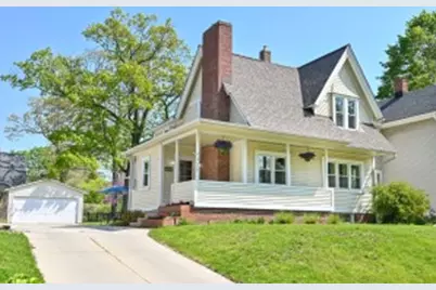7420 W Garfield Ave, Wauwatosa, WI 53213 - Photo 1