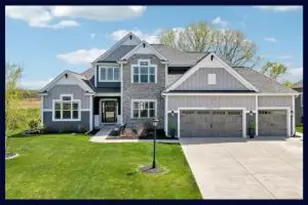 N3W27755 Cloverland Ln, Pewaukee, WI 53188 - Photo 1