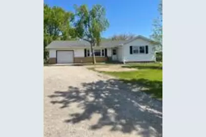 454 E Tyranena Park Rd, Lake Mills, WI 53551 - Photo 1