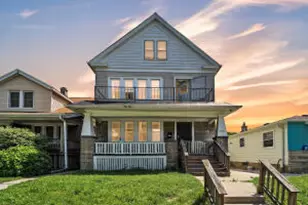 2936 S 9th Pl, Milwaukee, WI 53215 - Photo 1