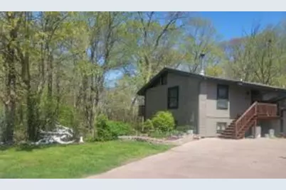 1031 N Osborne Blvd, Racine, WI 53405 - Photo 1