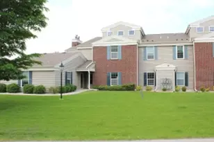 N16W26545 Wild Oats Dr, Pewaukee, WI 53072 - Photo 1